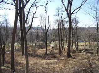 6 Halsey Farm Ln, Lebanon, NJ 08833