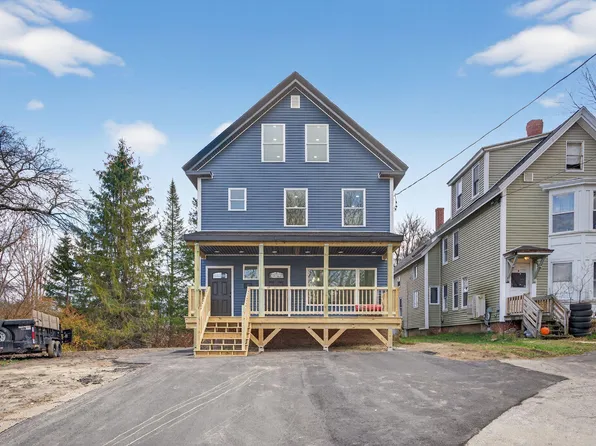 11 Mill Street, Lisbon, ME 04250