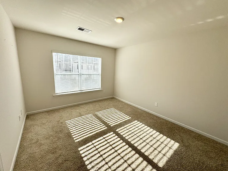 308 Oakmont Valley Trl — Photo 8