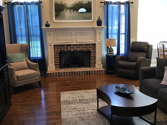 2nd image of 4406 W Braymore Dr