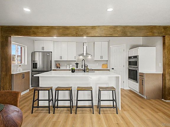 4th image of 6019 S Broadway