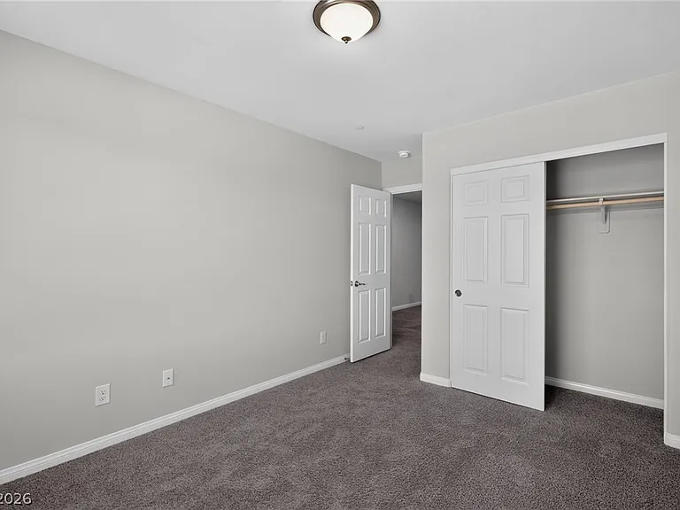 371 Scarlet Pine Ct — Photo 16