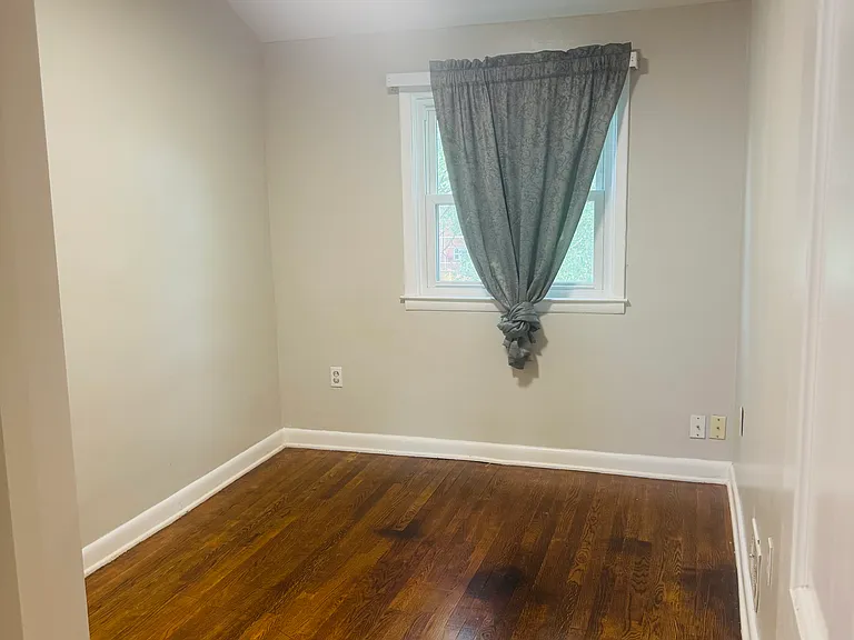 2126 Pitney Rd — Photo 7
