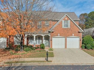 728 Thornington Dr, Roswell, GA 30075
