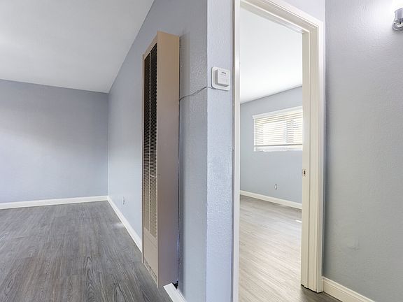 3rd image of 1624 Una St APT A