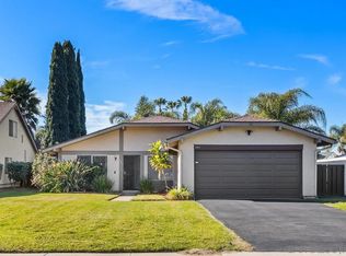 249 Festival Dr, Oceanside, CA 92057