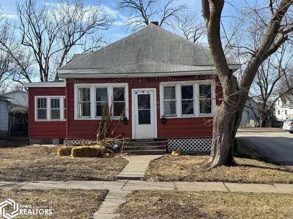 508 N Park Ave, Centerville, IA 52544