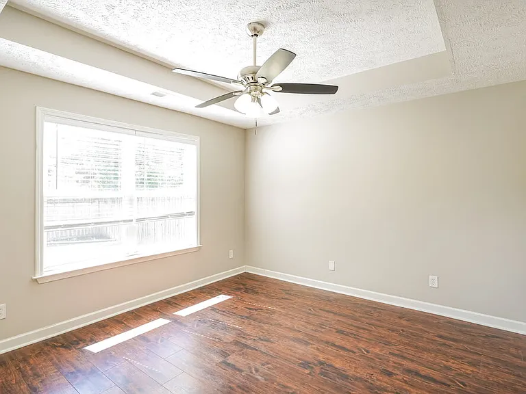 1632 Beaconcrest Cir — Photo 9