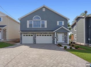 100 Charlton Ave, Lodi, NJ 07644