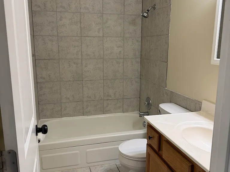 2307 Demington Ave NW #6 — Photo 4