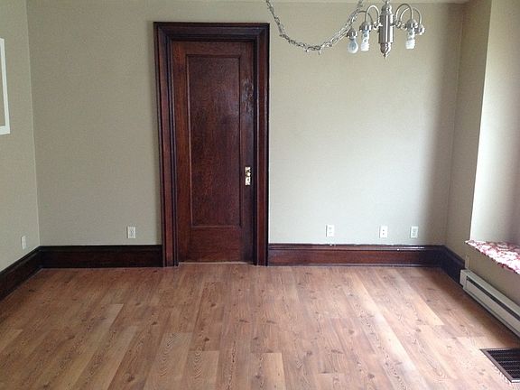 5th image of 16 Shaver St #1