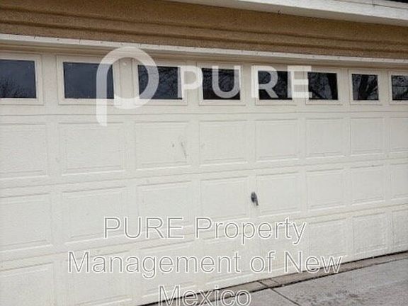 3rd image of 5520 Carefree Ave NW