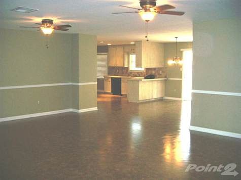 N Thompson coming in the front door open concept