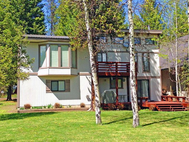 1st image of 804 Evergreen Dr