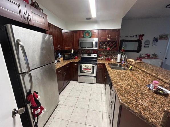 2445 SW 18th Ter APT 103