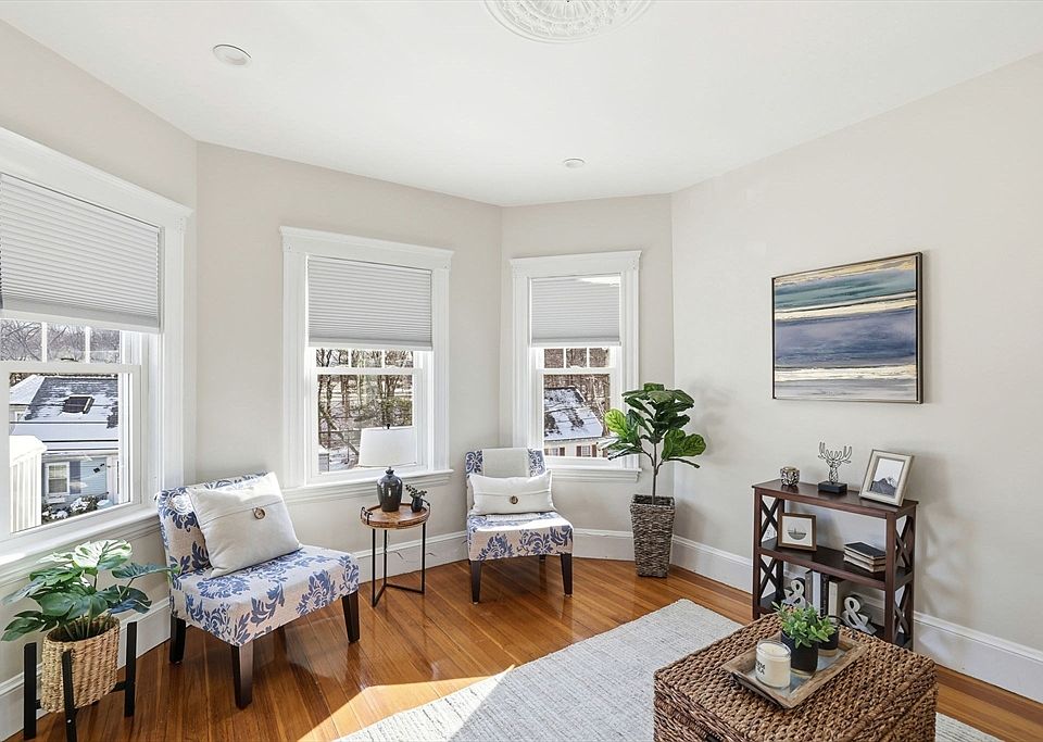 1st image of 115 Navarre St #2