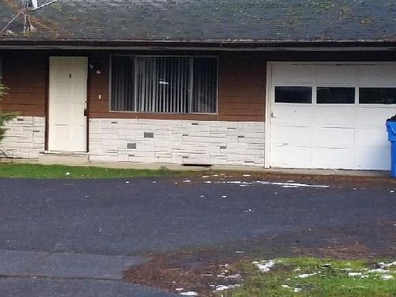2nd image of 305 SE 157th Ave APT B