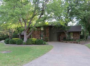 2225 Quailwood Dr, Enid, OK 73703
