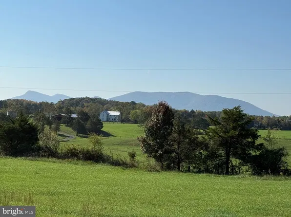 96 S Buckton Rd, Middletown, VA 22645