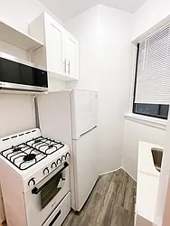 Rented by Urban Real Estate Inc