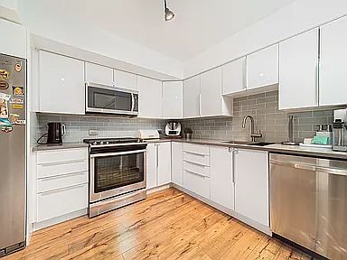 3rd image of 308 Grissom Ct #308