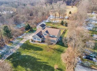 51147 Lilac Rd, South Bend, IN 46628