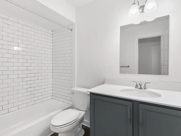 3021 Clairmont Ave S — Photo 5