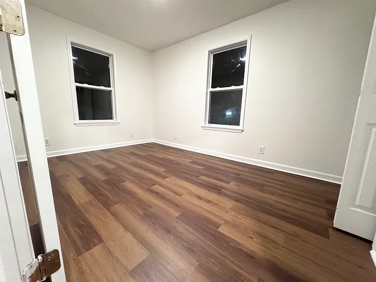 104 Windham Ave — Photo 1
