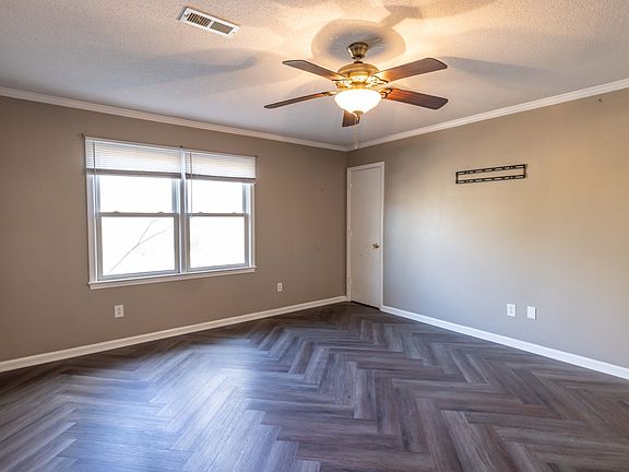 3rd image of 424 S 4th St APT 4