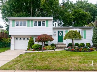 37 Piedmont Dr, Old Bridge, NJ 08857