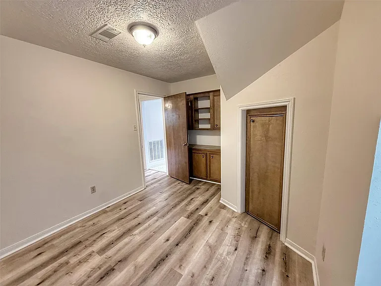 13103 Holston Hills Dr — Photo 26