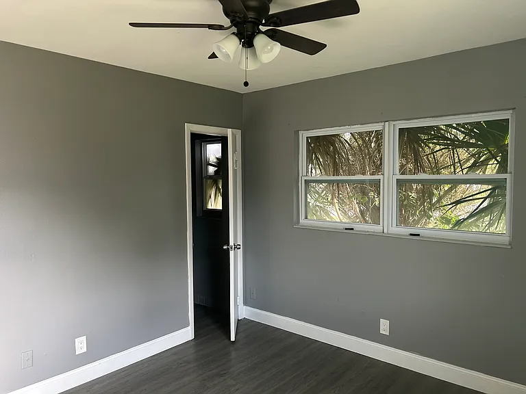 7197 Quincy Ln — Photo 9