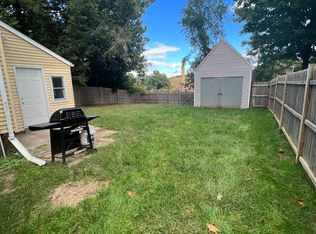 30 Woodland St, Simsbury, CT 06070