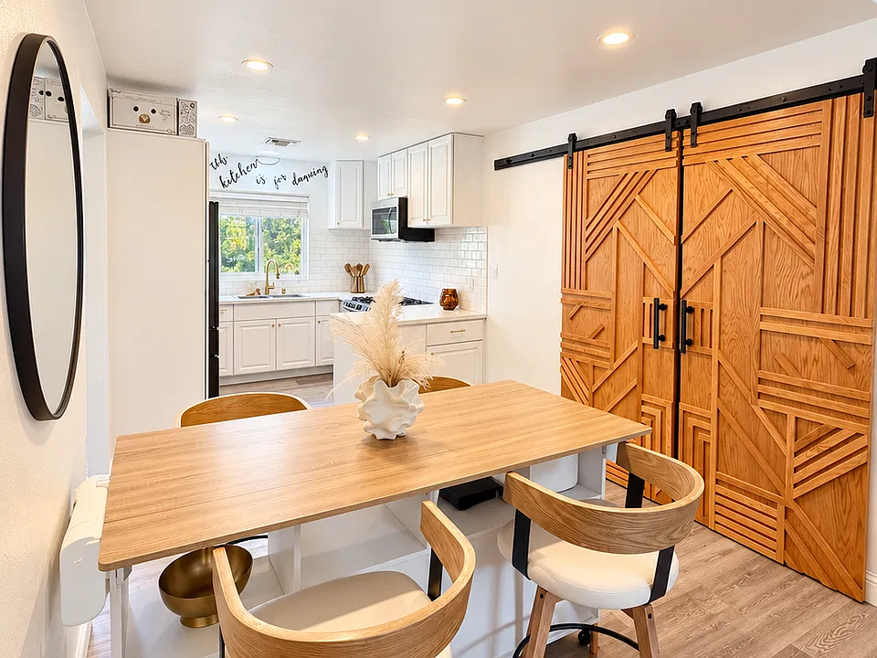 355 W Sierra Ave #114