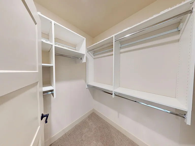 5631-5735 E Revere Dr — Photo 45