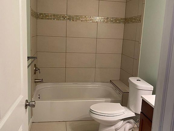 5th image of 655 N 16th St #59-1