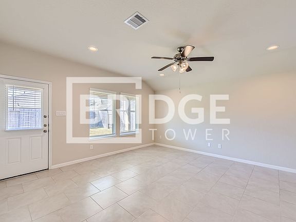 3rd image of 7526 Brookdale Bluff Ln