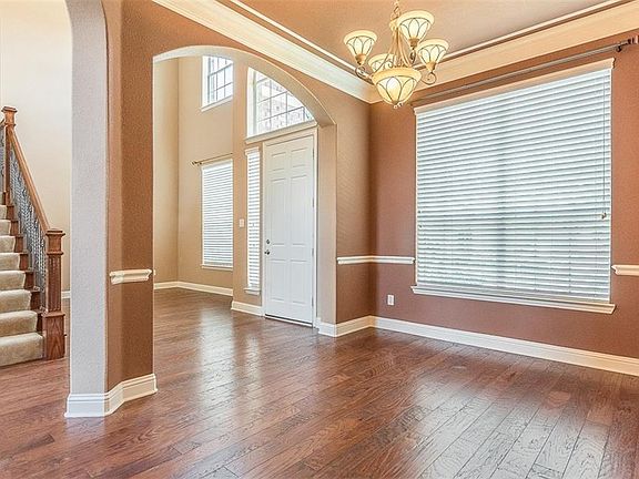 5th image of 3631 Chesapeake Dr