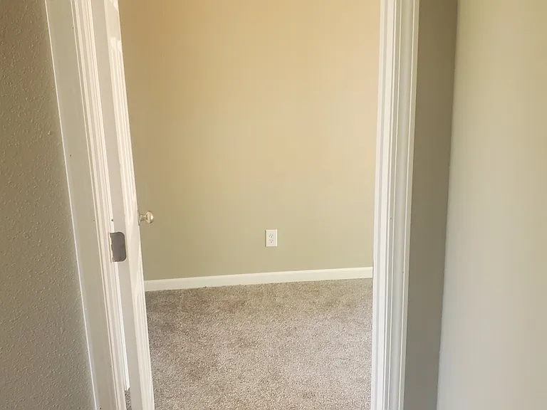 Entry to third bedroom.