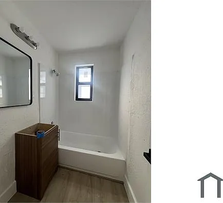 1825 NW 74th Ter #1825 — Photo 4