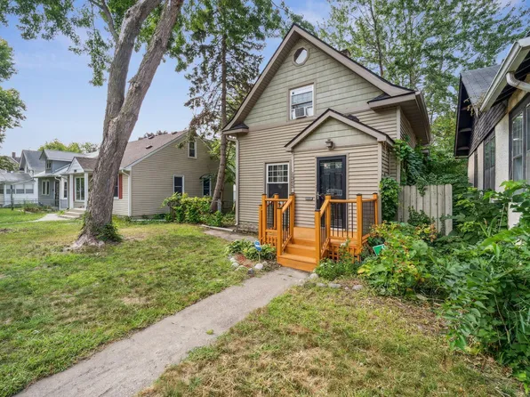 1305 Marion St, Saint Paul, MN 55117