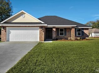 5673 Paddlewheel Dr, Milton, FL 32583