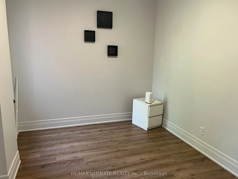 120 Lansdowne Ave #2 — Photo 7