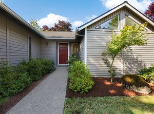 705 SW Birdsdale Dr, Gresham, OR 97080