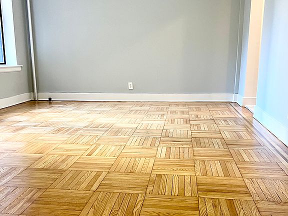 3rd image of 2472 Grand Ave #8E
