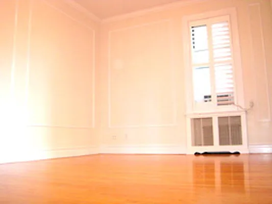 Rented by Manor Management | media 11