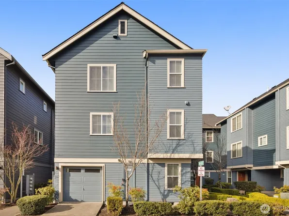 841 5th Place NE, Issaquah, WA 98029