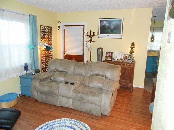 5th image of 2307 W Norfolk St