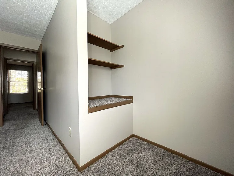 2413 Edmonton Rd — Photo 14