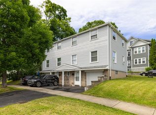 470 Blossom Rd, Rochester, NY 14610